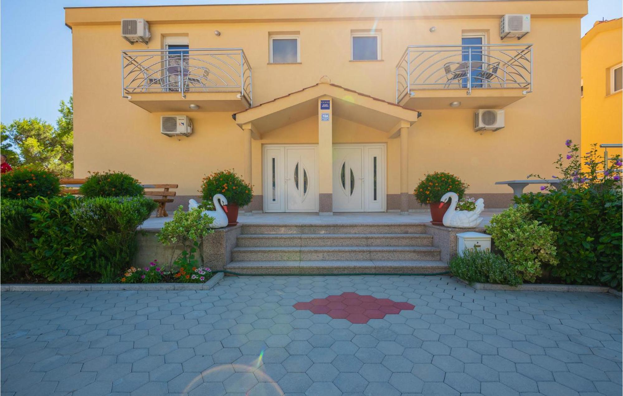 Stunning Apartment In Krvavica With Kitchen Exterior photo